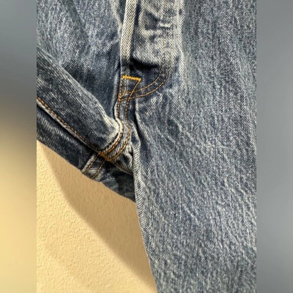 Levi’s Men’s 501 Denim 100% Cotton Straight Button Fly Distressed Blue Jeans 38 - Picture 8 of 10